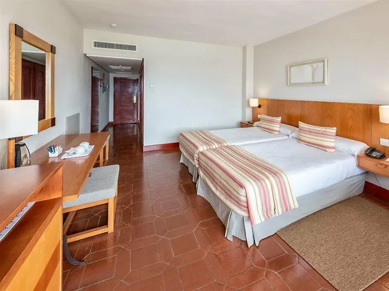 Szálloda Parador De Nerja (Adults Only)